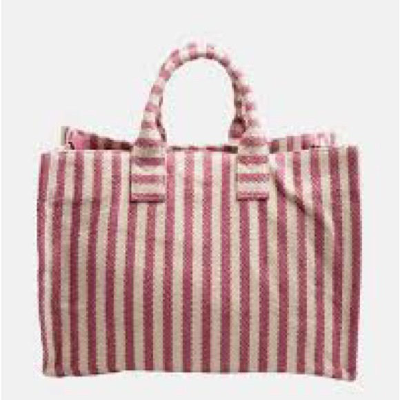 NWT Burgundy cotton tote with pockets inside - Picture 2 of 3